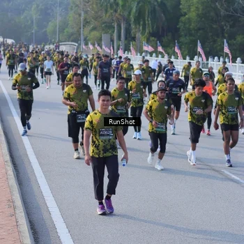 Runner Photo 7133852