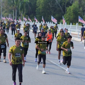 Runner Photo 7133860
