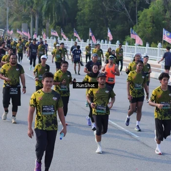 Runner Photo 7133862
