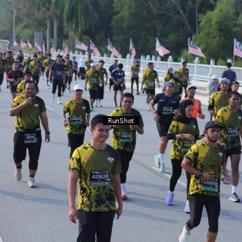 Runner Photo 7133864