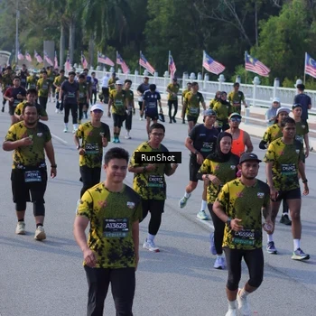Runner Photo 7133869