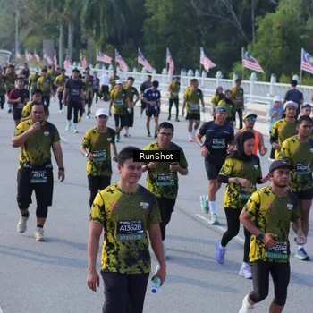 Runner Photo 7133870