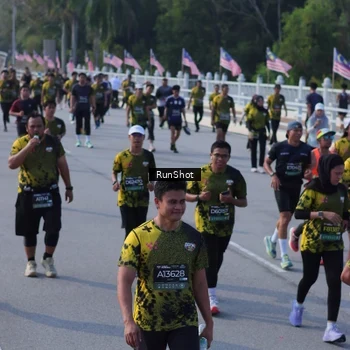 Runner Photo 7133873
