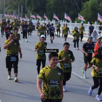 Runner Photo 7133874