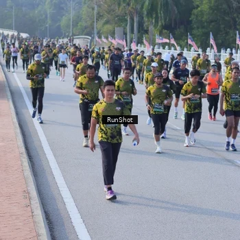 Runner Photo 7133881