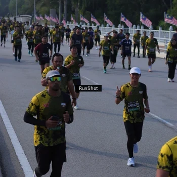 Runner Photo 7133887
