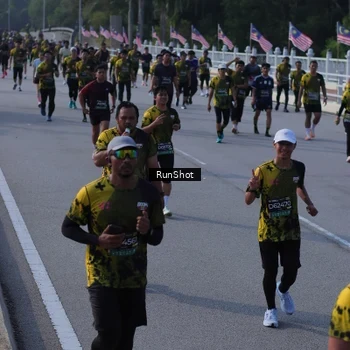 Runner Photo 7133888
