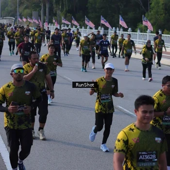 Runner Photo 7133889