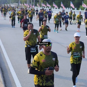 Runner Photo 7133890