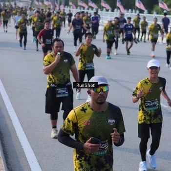 Runner Photo 7133892