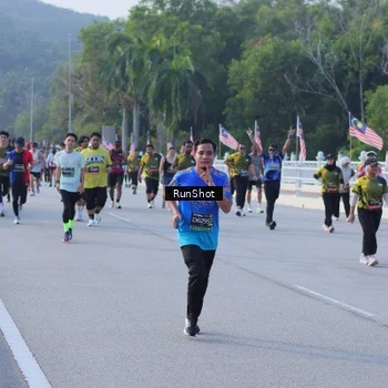 Runner Photo 7133893