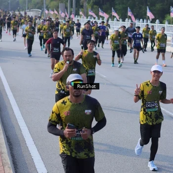 Runner Photo 7133896
