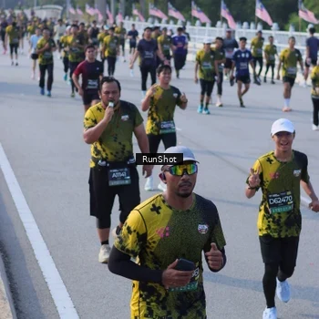Runner Photo 7133899