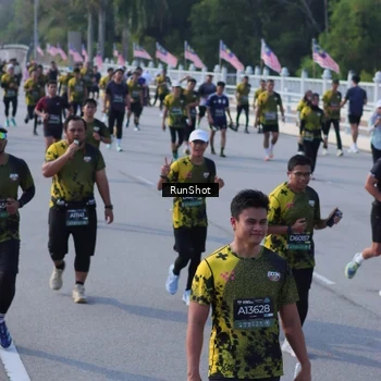 Runner Photo 7133903