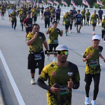 Runner Photo 7133906