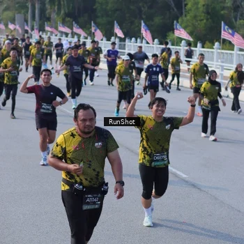 Runner Photo 7133909