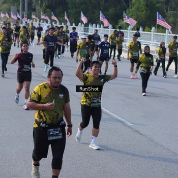 Runner Photo 7133916
