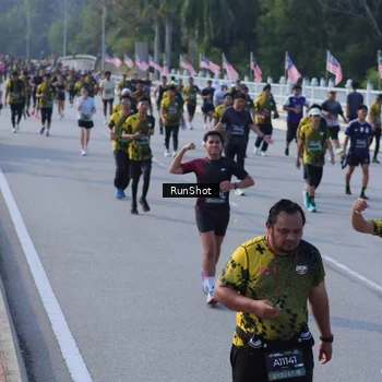 Runner Photo 7133922