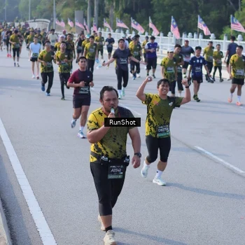 Runner Photo 7133923