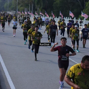 Runner Photo 7133927