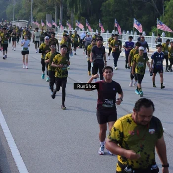 Runner Photo 7133933