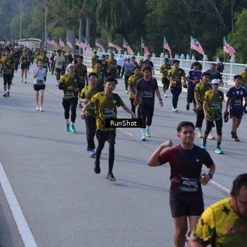 Runner Photo 7133934