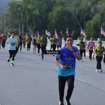 Runner Photo 7133999