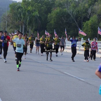 Runner Photo 7134076