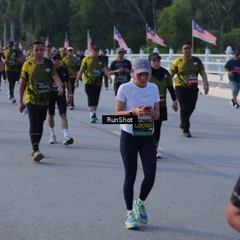 Runner Photo 7134112