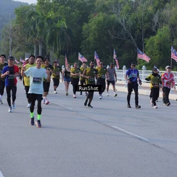 Runner Photo 7134165
