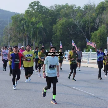 Runner Photo 7134200