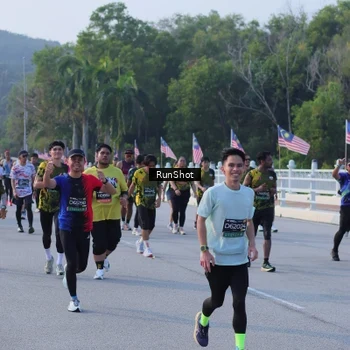 Runner Photo 7134236