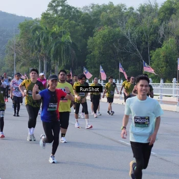 Runner Photo 7134279