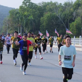 Runner Photo 7134284