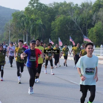 Runner Photo 7134297