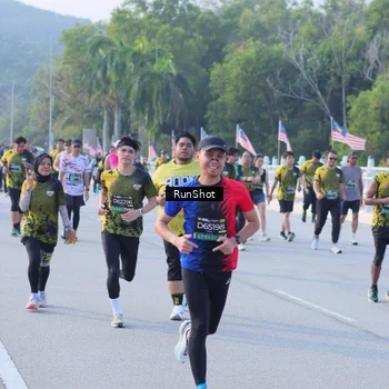 Runner Photo 7134365