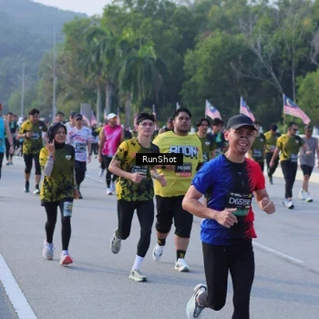 Runner Photo 7134395