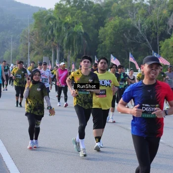 Runner Photo 7134406