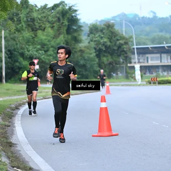 Runner Photo 7134543