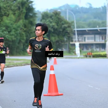 Runner Photo 7134545