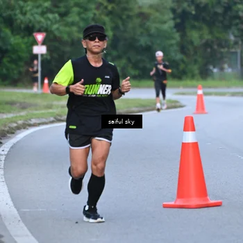 Runner Photo 7134551