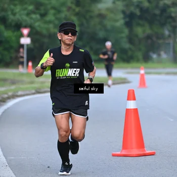 Runner Photo 7134567