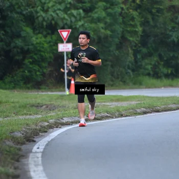 Runner Photo 7134575
