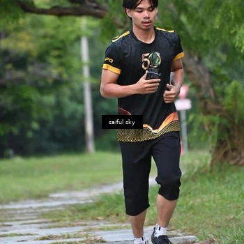 Runner Photo 7134702
