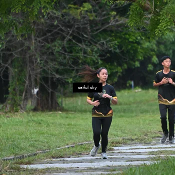 Runner Photo 7134712