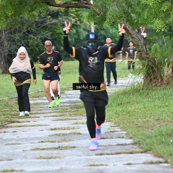 Runner Photo 7134823