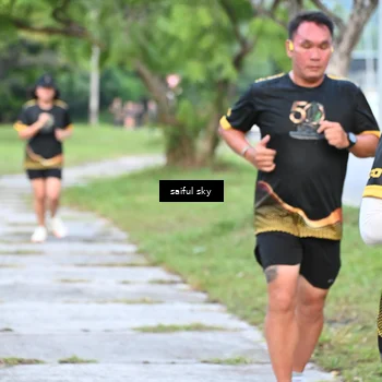 Runner Photo 7134904