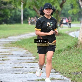 Runner Photo 7134914