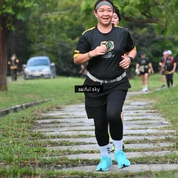 Runner Photo 7135059