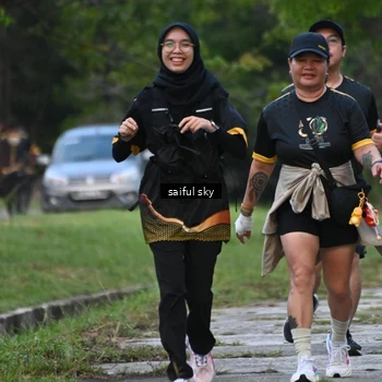 Runner Photo 7135068